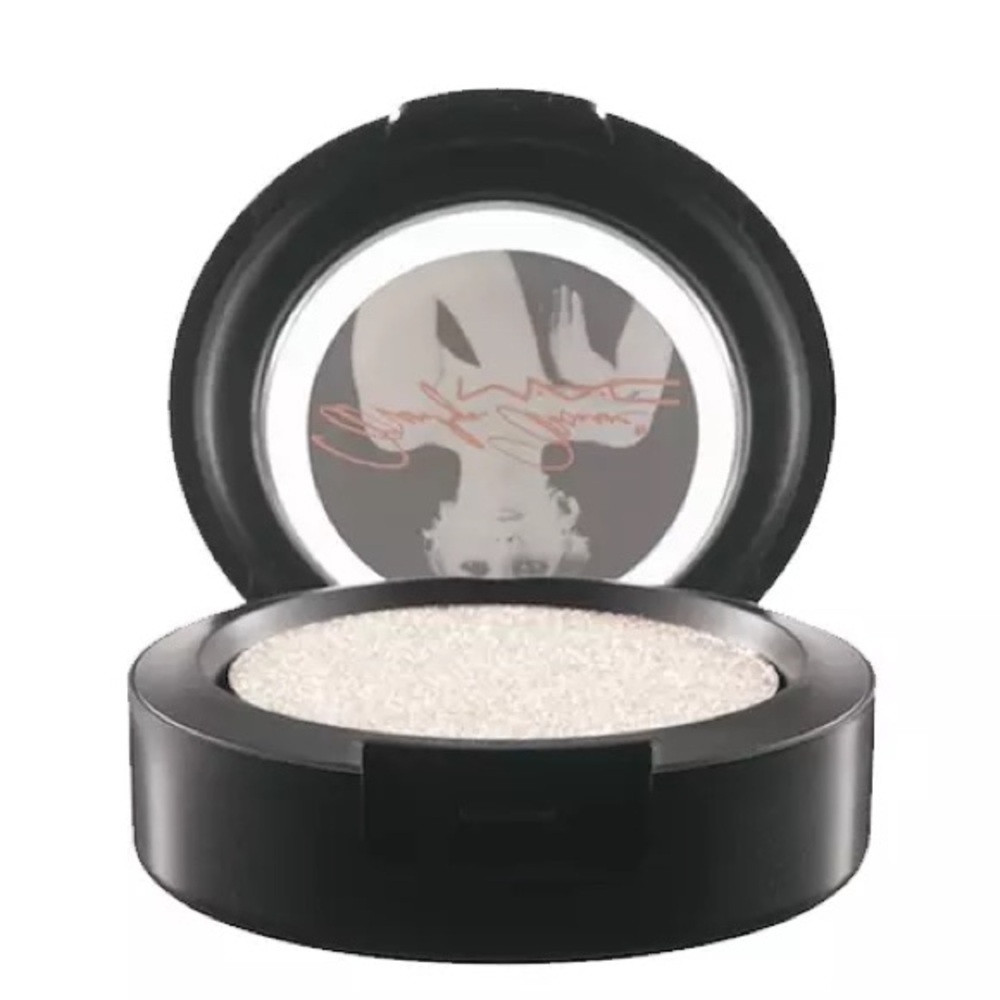 Mac Cosmetics Marilyn Monroe Brand New in box Eye Shadow How to Marry - Picture 3 of 3